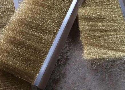 過(guò)濾器濾網(wǎng)清理鋼絲刷